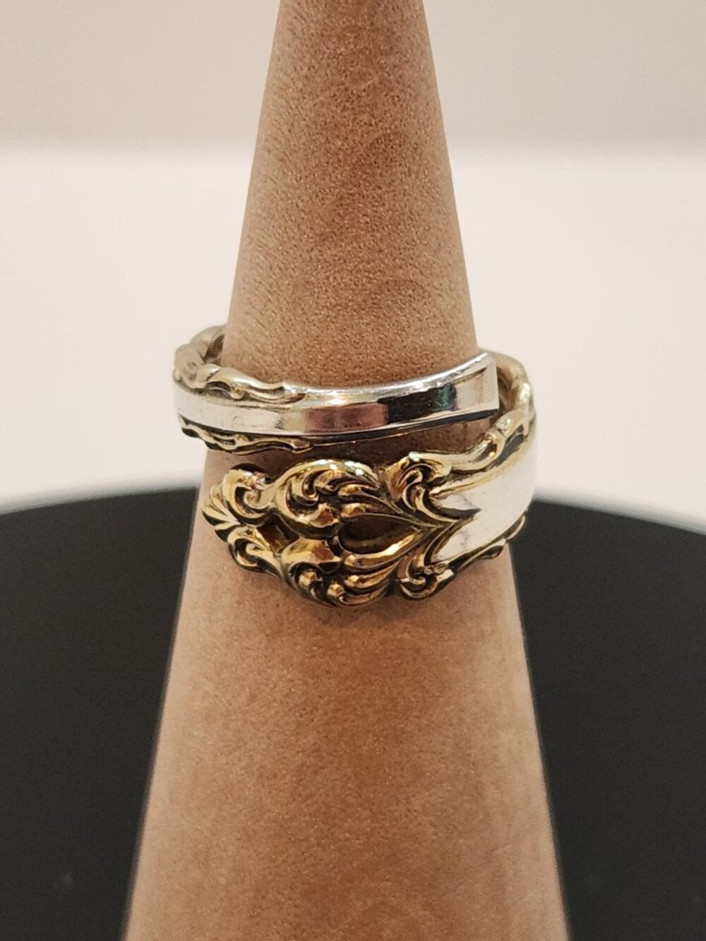 Vintage International Sterling Two-Tone Gold Accent Spoon Ring Wrap Floral Sz 6